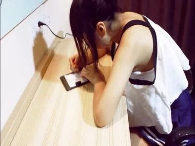 新人露露！妹妹正在写作业被哥哥和叔叔突然袭击！ - 91视频|91自拍|国产自拍